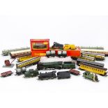 Tri-ang 00 Gauge Locomotives and Rolling Stock, Tri-ang Hornby R259S BR green 7000 'Britannia', in