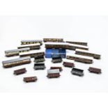 Hornby-Dublo 00 Gauge 3-Rail Gresley LNER and BR Teak style Coaches and Goods Rolling stock, LNER
