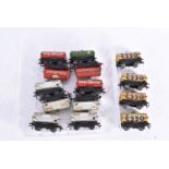 Hornby-Dublo 00 Gauge 3-Rail unboxed Tank Wagons, Buff ESSO (4), silver ESSO (5) Royal Daylight (1),