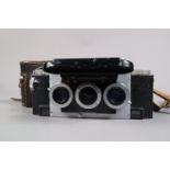 A David White Stereo Realist Custom Model Camera, model 1050, serial no 018852, idications show