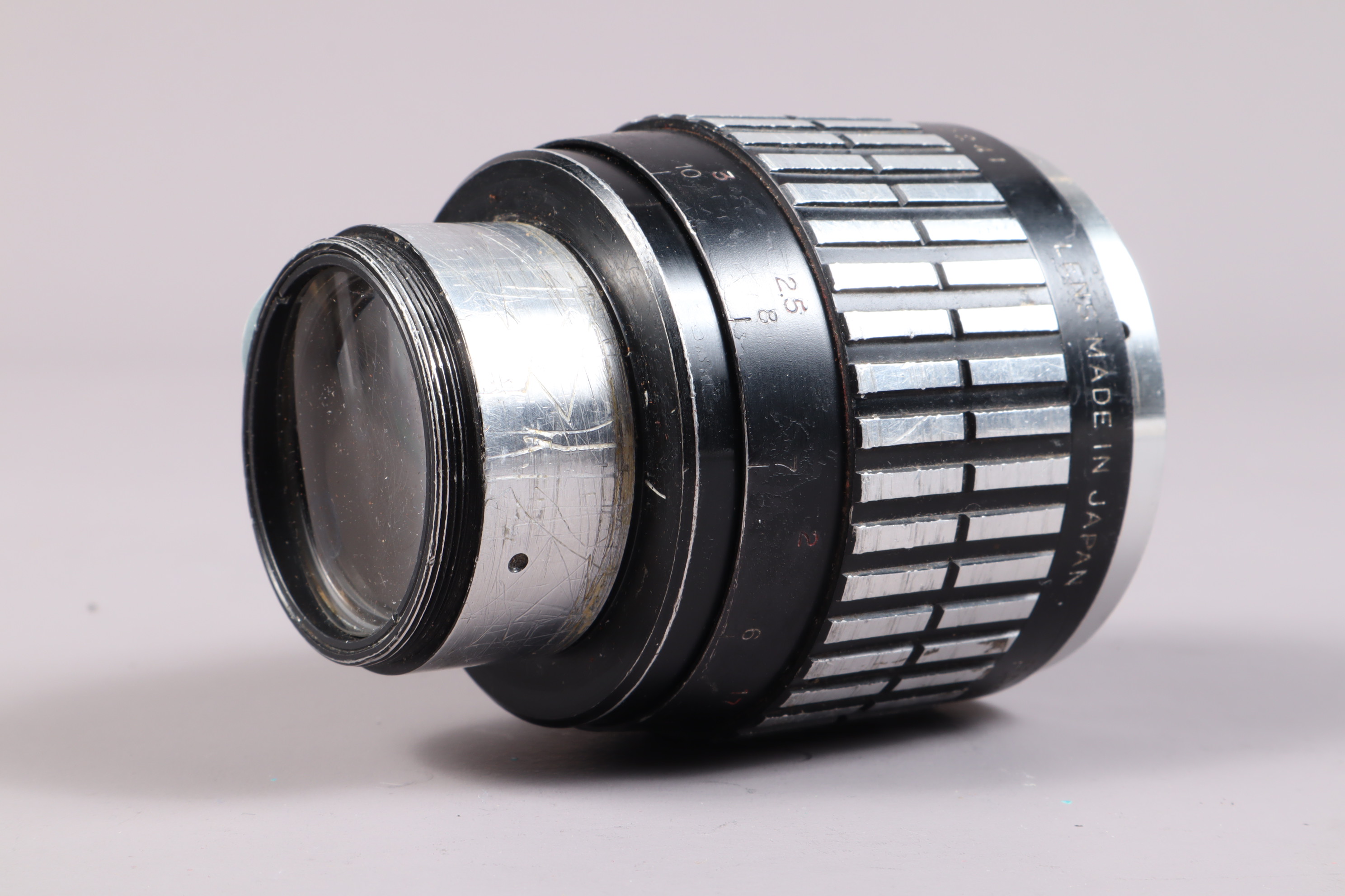 A Proskar-Ishico Anamorphic-16 Lens, 2x, serial no 810241, made in Japan, barrel P-F, heavy wear, - Image 2 of 2