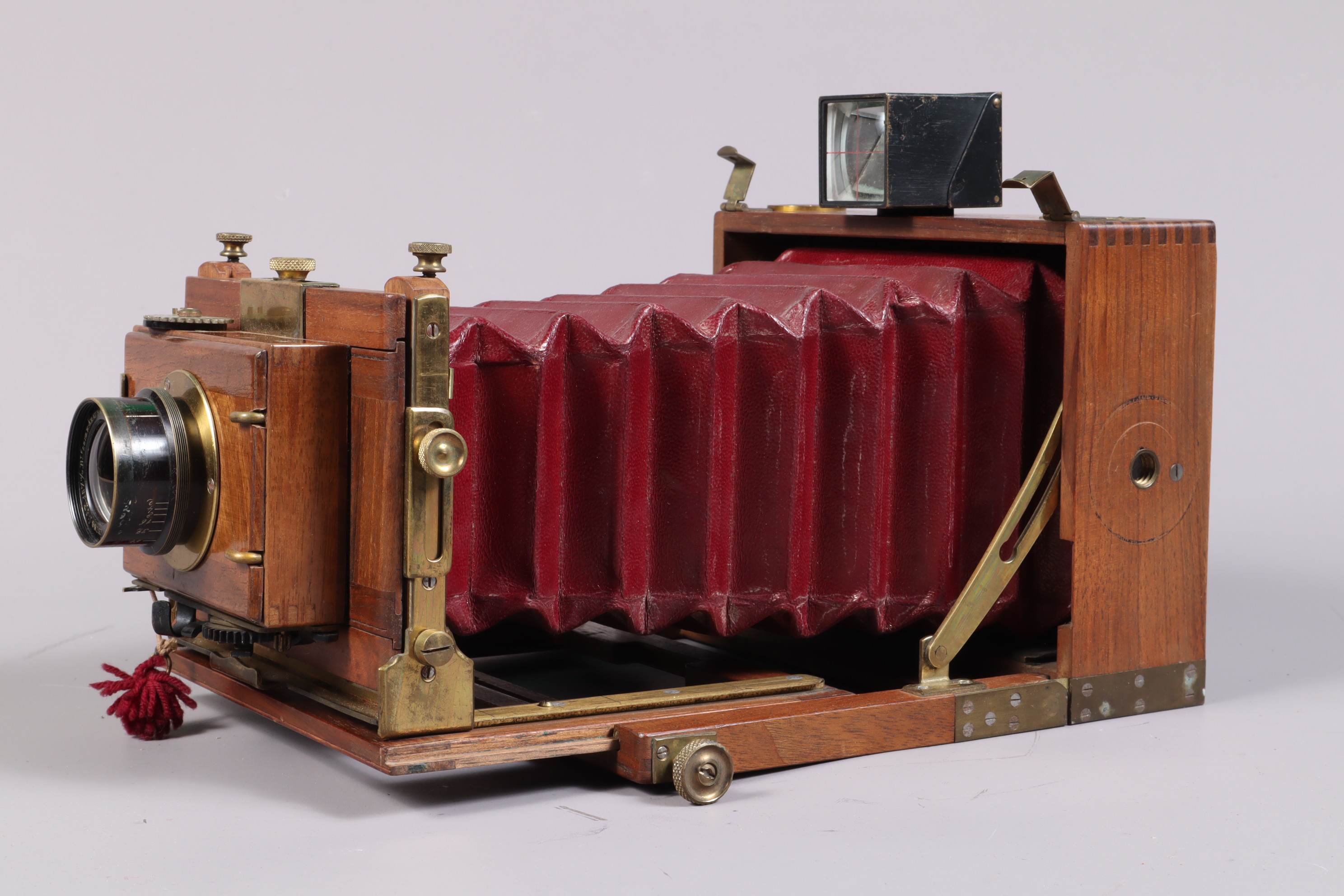 A Photo-Hall Perfect Folding Plate Camera, 9 x 12cm format, chamfered corner red bellows, double - Image 2 of 3