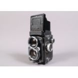 A Rolleiflex 2.8C TLR Camera, serial no 1407551, shutter working, body G, some wear to edges, some