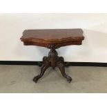 An Edwardian mahogany plant pot stand or torchiere, 108cm high