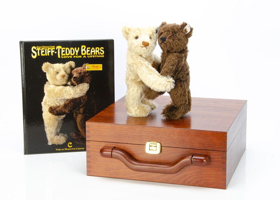 A Steiff limited edition Teddy Brown and Teddy Beige book set, 364 of 1000, with the book 'Steiff