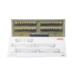 Märklin HO Gauge Rheingold Coach Pack, a boxed 4228 five coach pack of the DRG in purple and cream