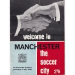 1966 WORLD CUP / MANCHESTER CITY / MANCHESTER UNITED Small 40 page brochure "Welcome To Manchester