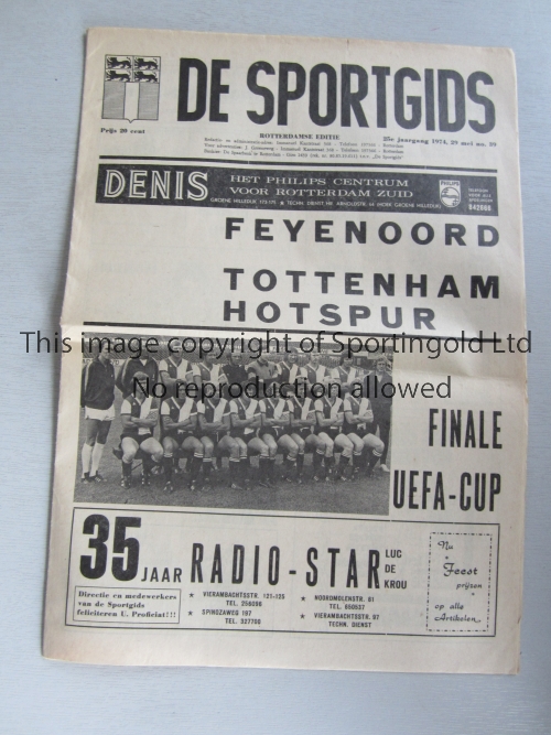 UEFA CUP FINAL 1974 De Sportsgids newspaper issue from the Feyenoord v Tottenham Hotspur UEFA Cup