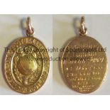 ENGLISH LEAGUE V SCOTTISH LEAGUE AT ARSENAL 1921 / PLAYER'S GOLD MEDAL Hallmarked gold medal with