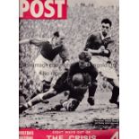 MANCHESTER UNITED Picture Post Magazine 28/2/1948 with an action picture on the cove and "A Team