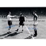 1958 FA CUP FINAL Autographed 12 x 8 b/w photo showing Bolton captain Nat Lofthouse and his Man