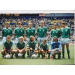 NORTHERN IRELAND Autographed 12 x 8 col photo of players posing for a team photo prior to a 3-0