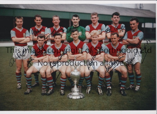 BURNLEY Autographed 12 x 8 col photo of the 1960 First Division winners posing with their trophy