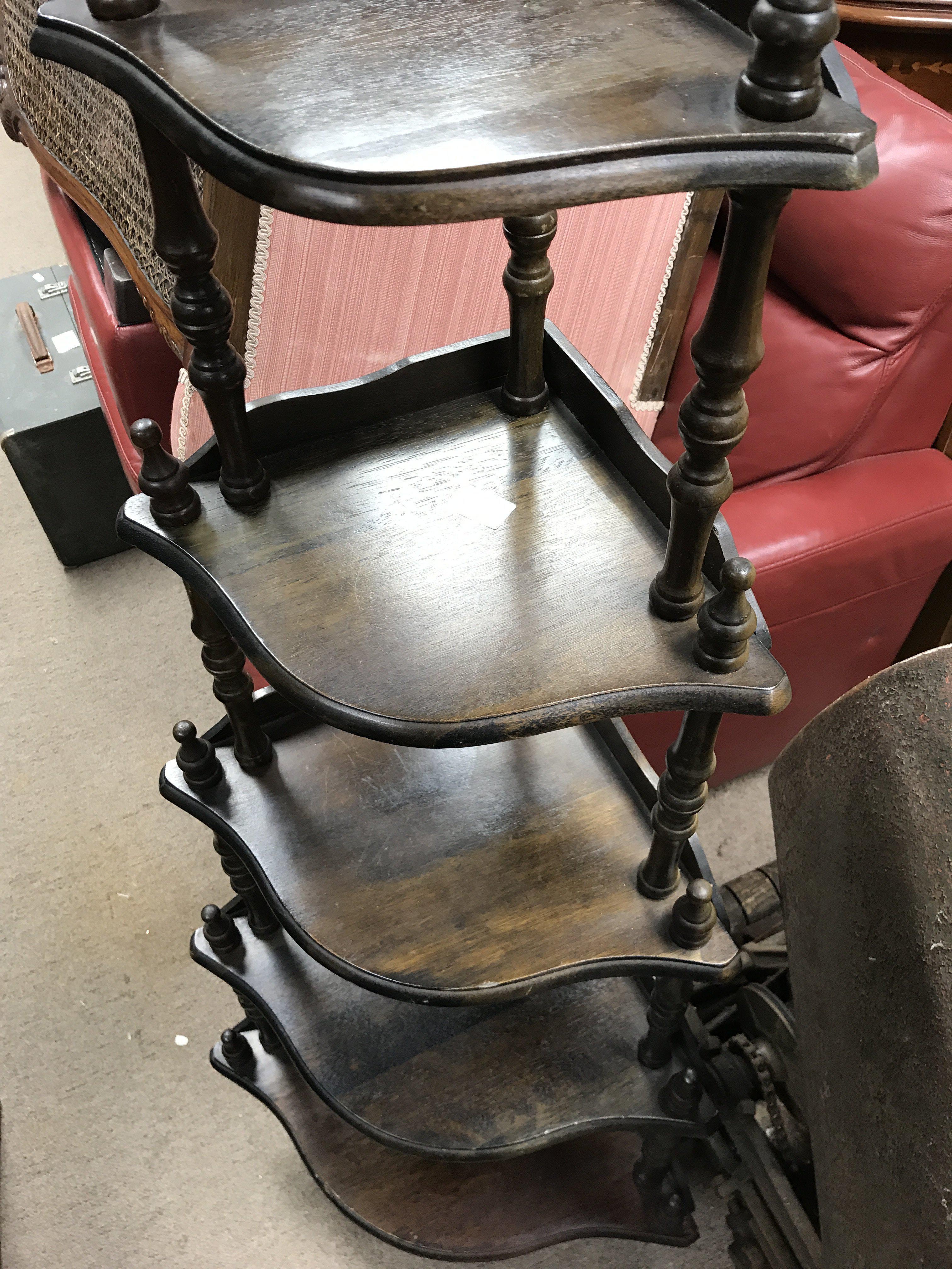 A Victorian style whatnot and a satin wood wash stand . - Bild 2 aus 2