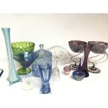 A collection of glassware including a pair of unus
