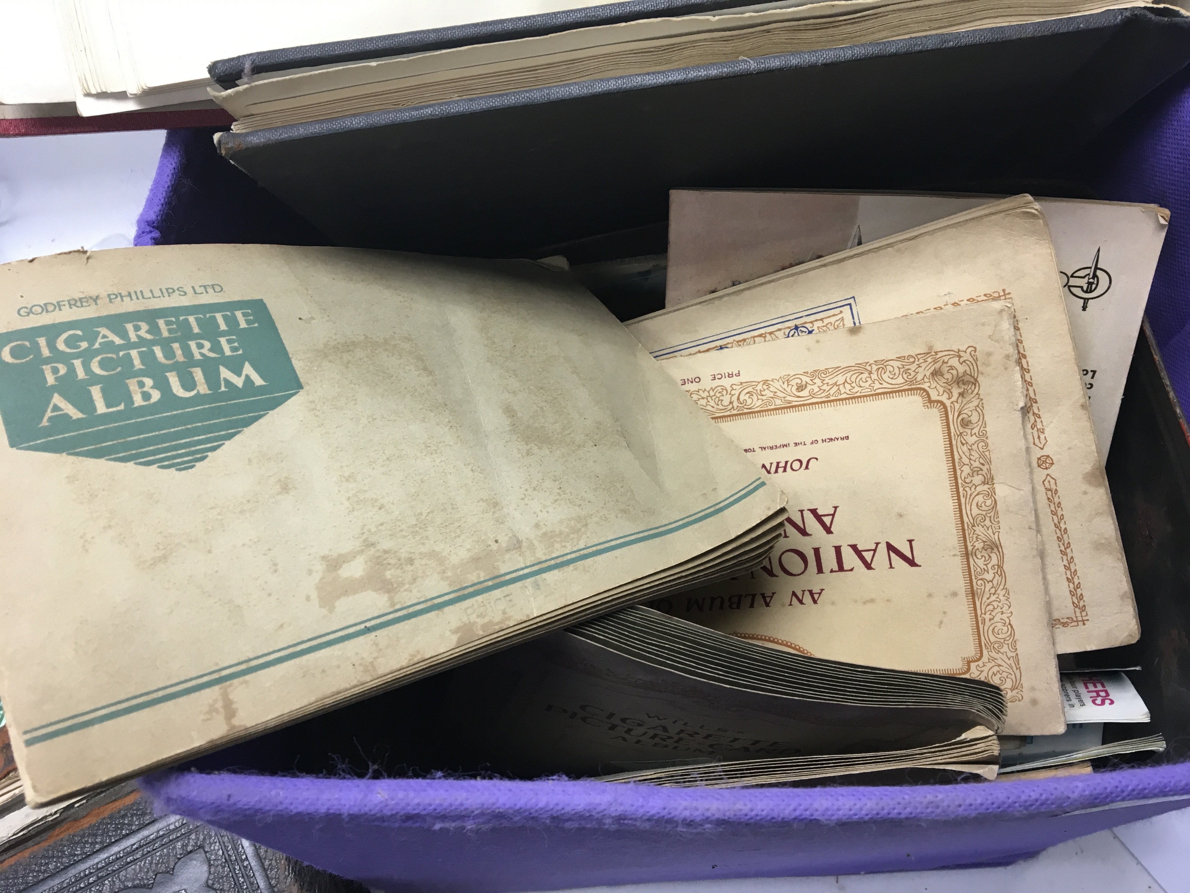 A box containing cigarette cards stamp albums and - Image 3 of 3