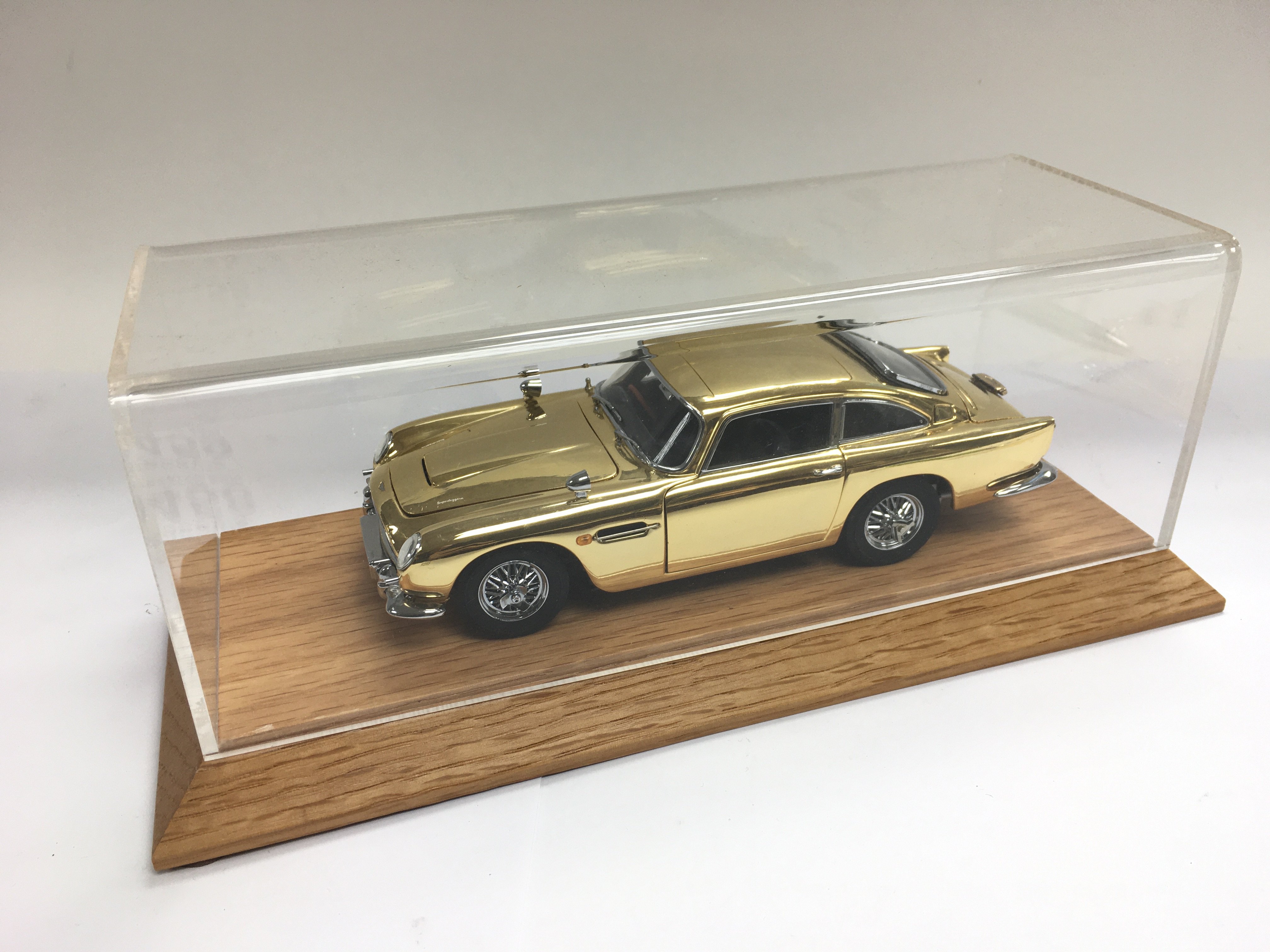 A Danbury Mint model of James Bond's Aston Martin - Image 2 of 2