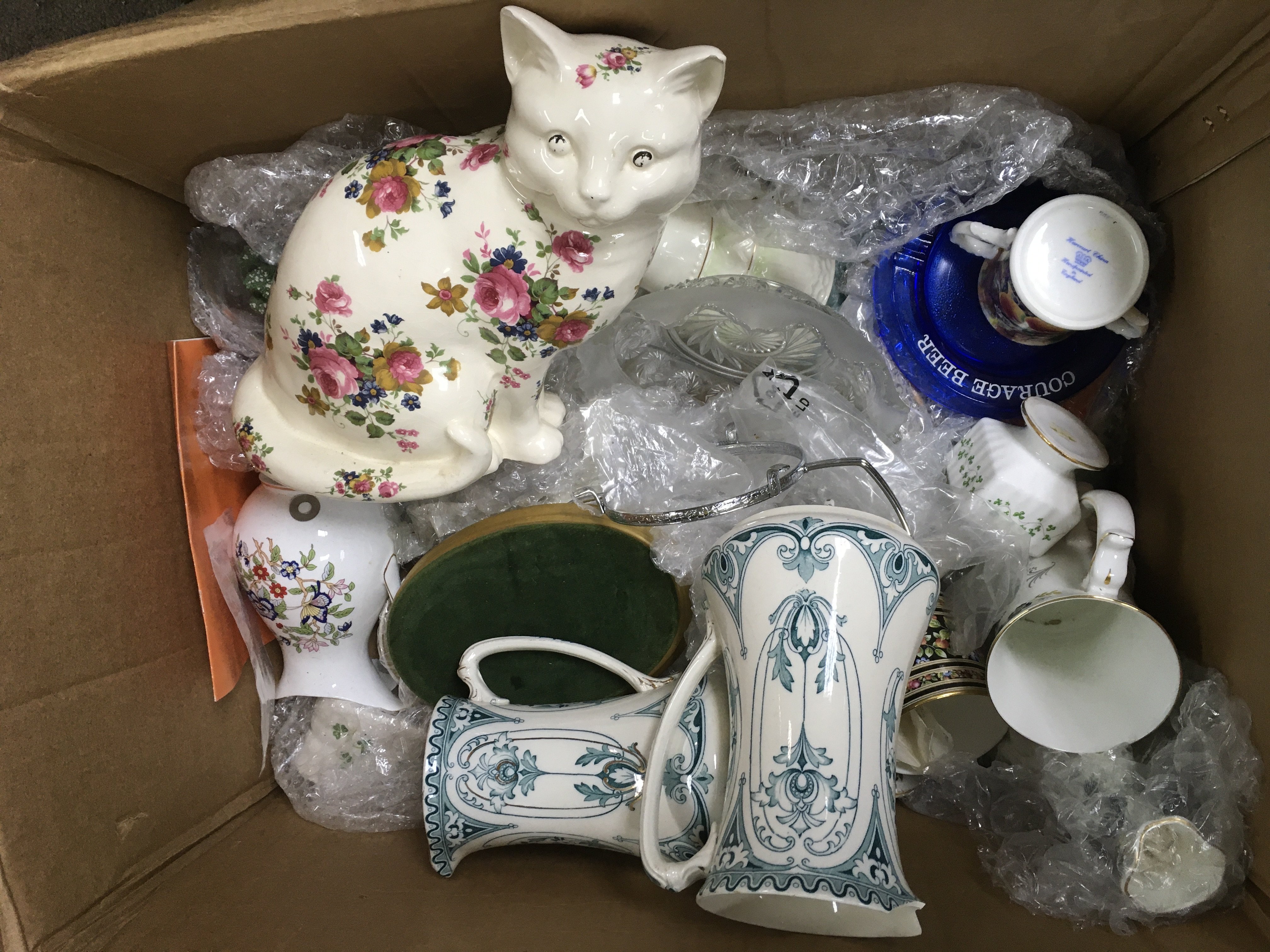 A box of various ceramics and glass. NO RESERVE.