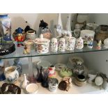 A collection of ceramics and other oddments (a lot