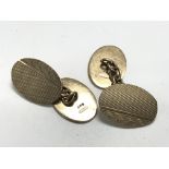 A pair of 9ct gold cufflinks, approx 6.2g.