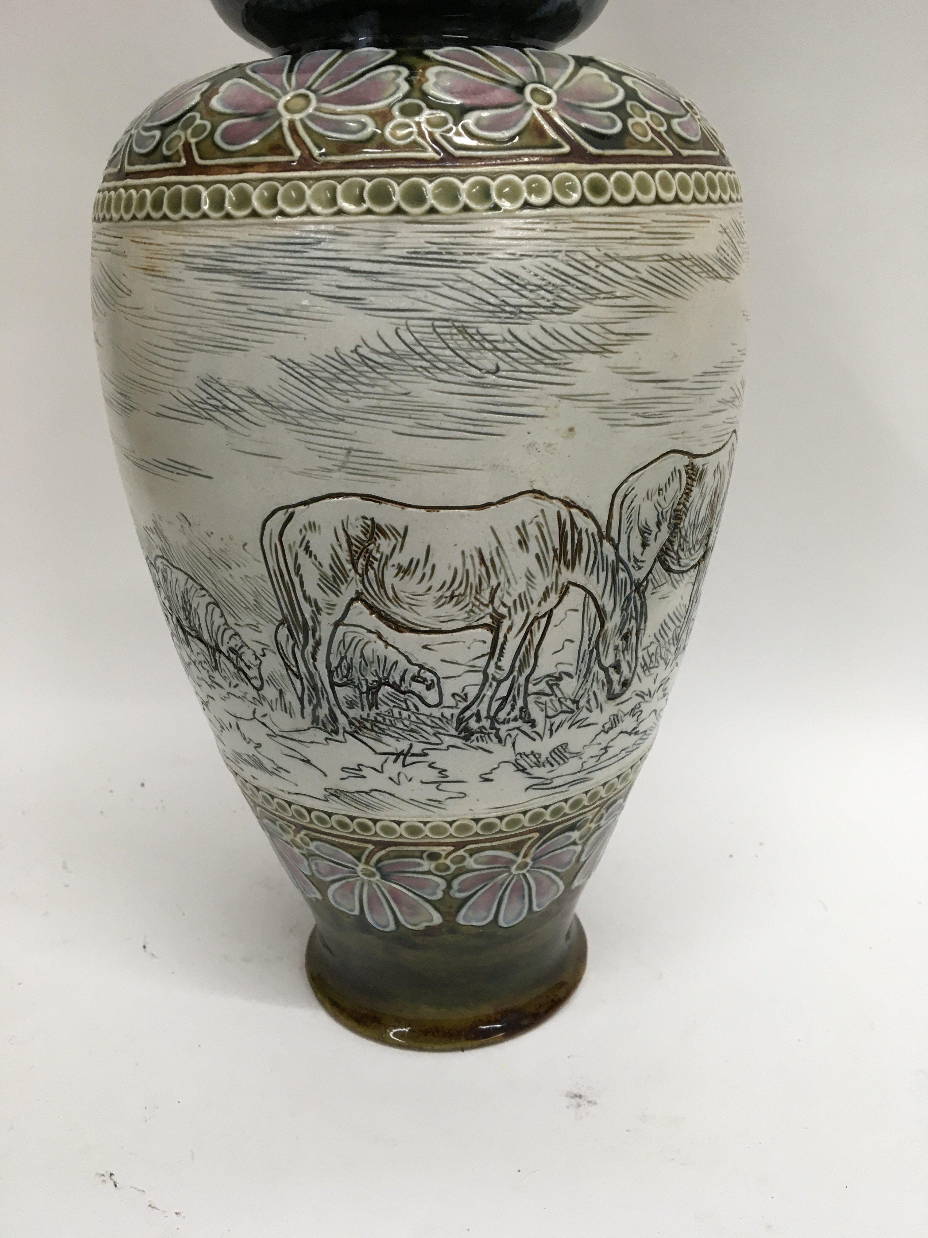 A Royal Doulton Hannah Barlow vase decorated with - Image 5 of 7