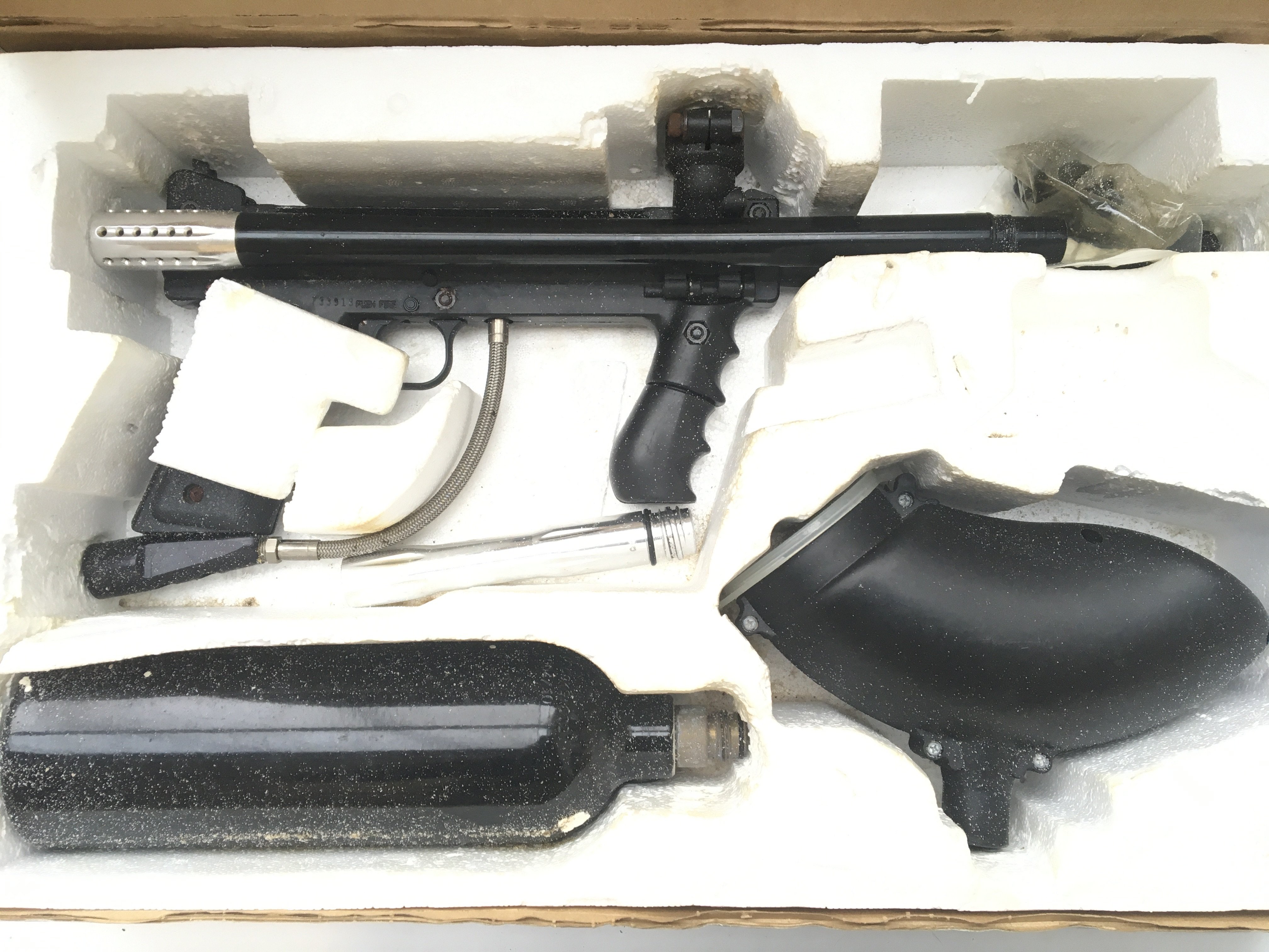 A Tippmann high performance paintball gun 98 custo - Image 2 of 2