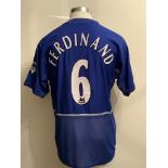 Ferdinand Manchester United Match Worn Football Shirt: Premiership badging to short sleeves.