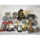A collection of mainly military badges.