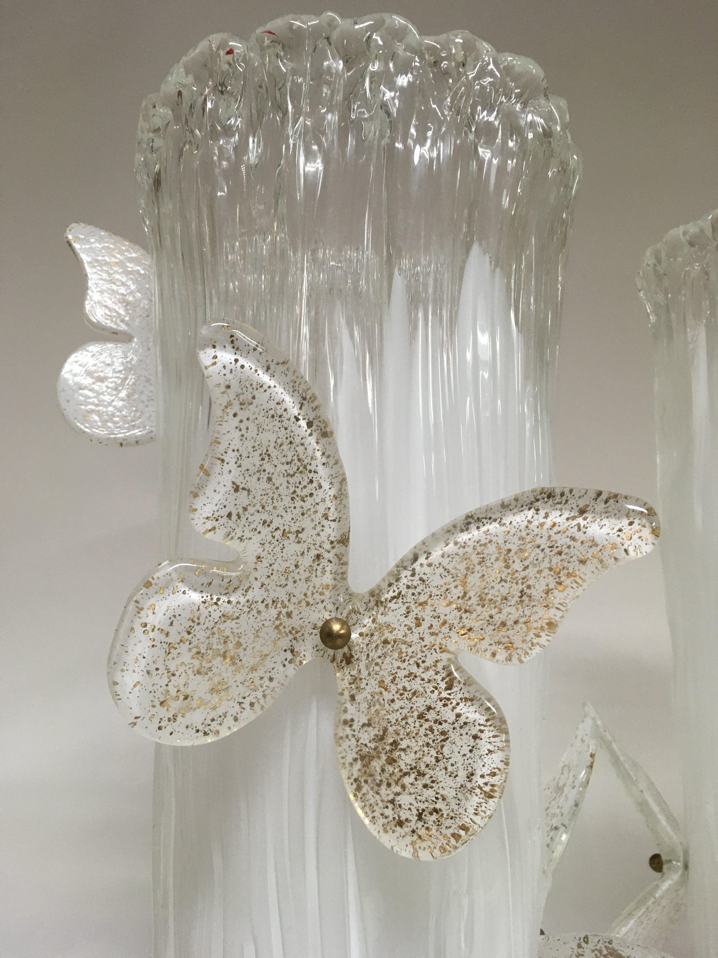 A pair of decorative Murano glass lamps, in white, - Image 3 of 3