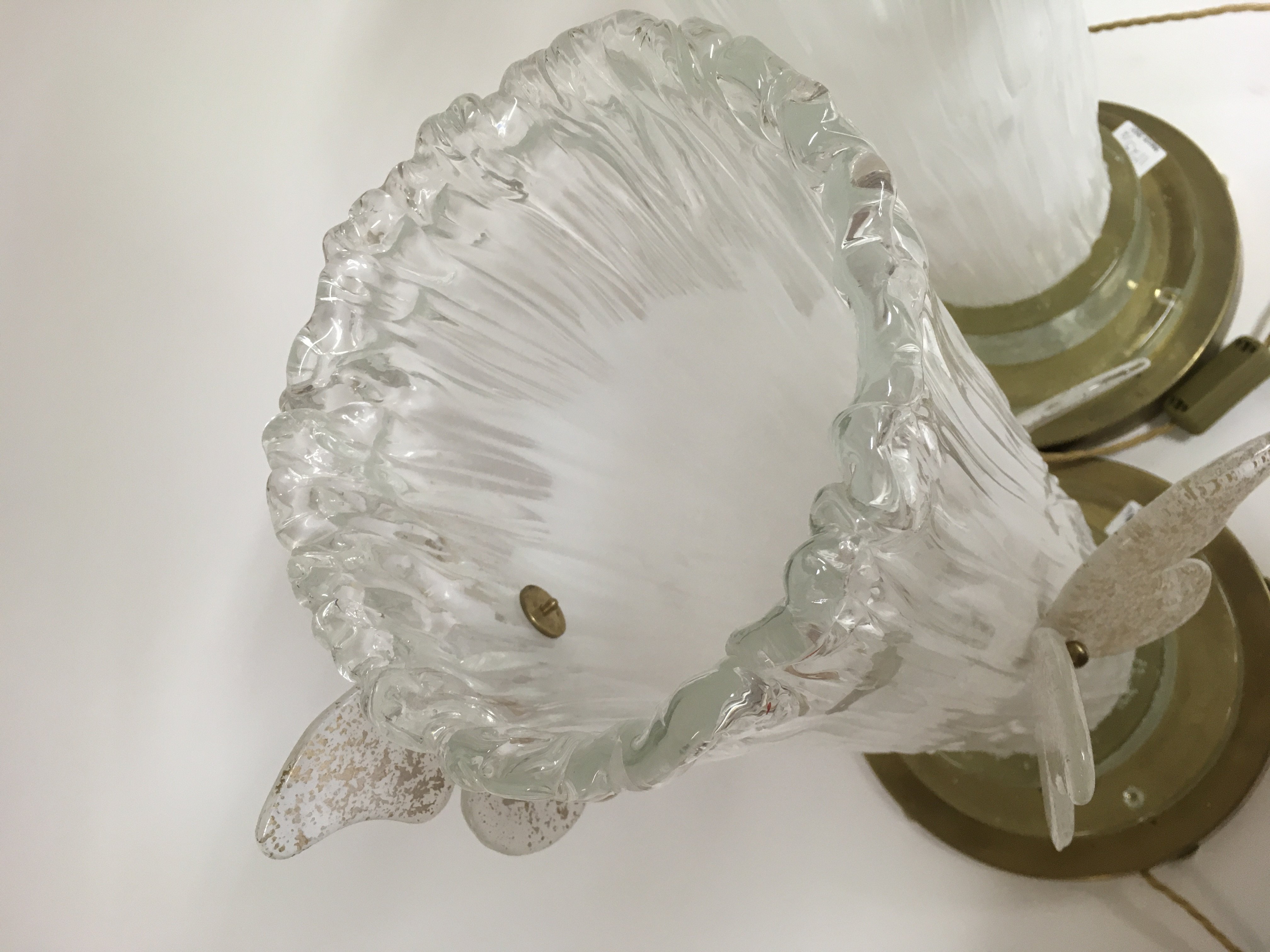 A pair of decorative Murano glass lamps, in white, - Image 2 of 3