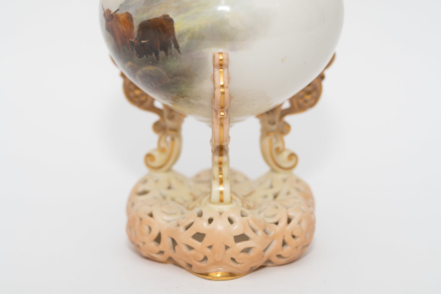 A royal Worcester vase and cover. The cover is ret - Image 4 of 10