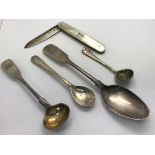 Four antique sterling silver spoons and a small fo