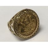 A gold 1982 half sovereign ring. Ring size O