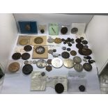 A mixed lot of coinage varying ages all as picture