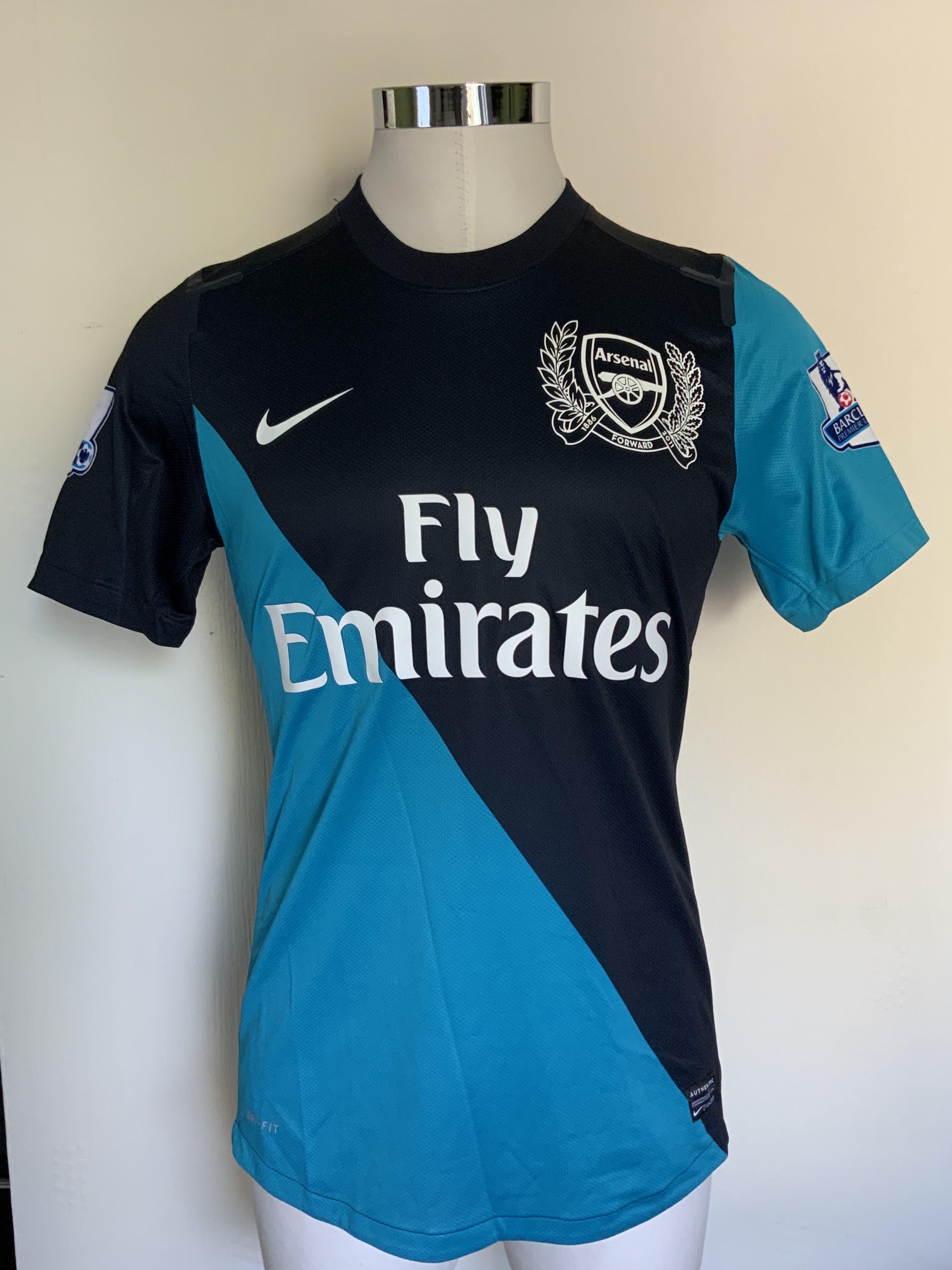 2011/2012 Koscielny Arsenal Match Worn Football Sh - Image 2 of 3