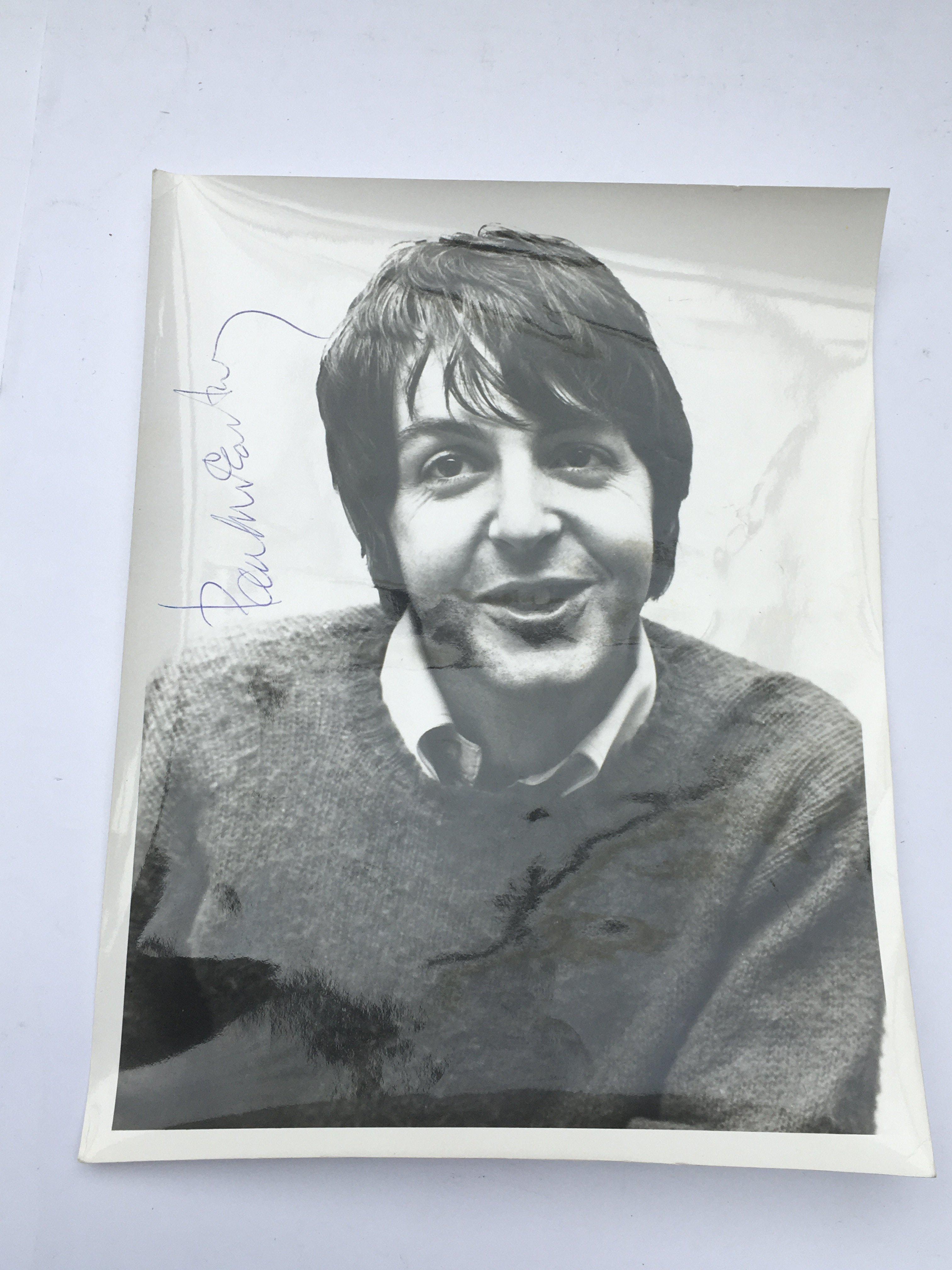 A Paul McCartney signed photo, no provenance provi