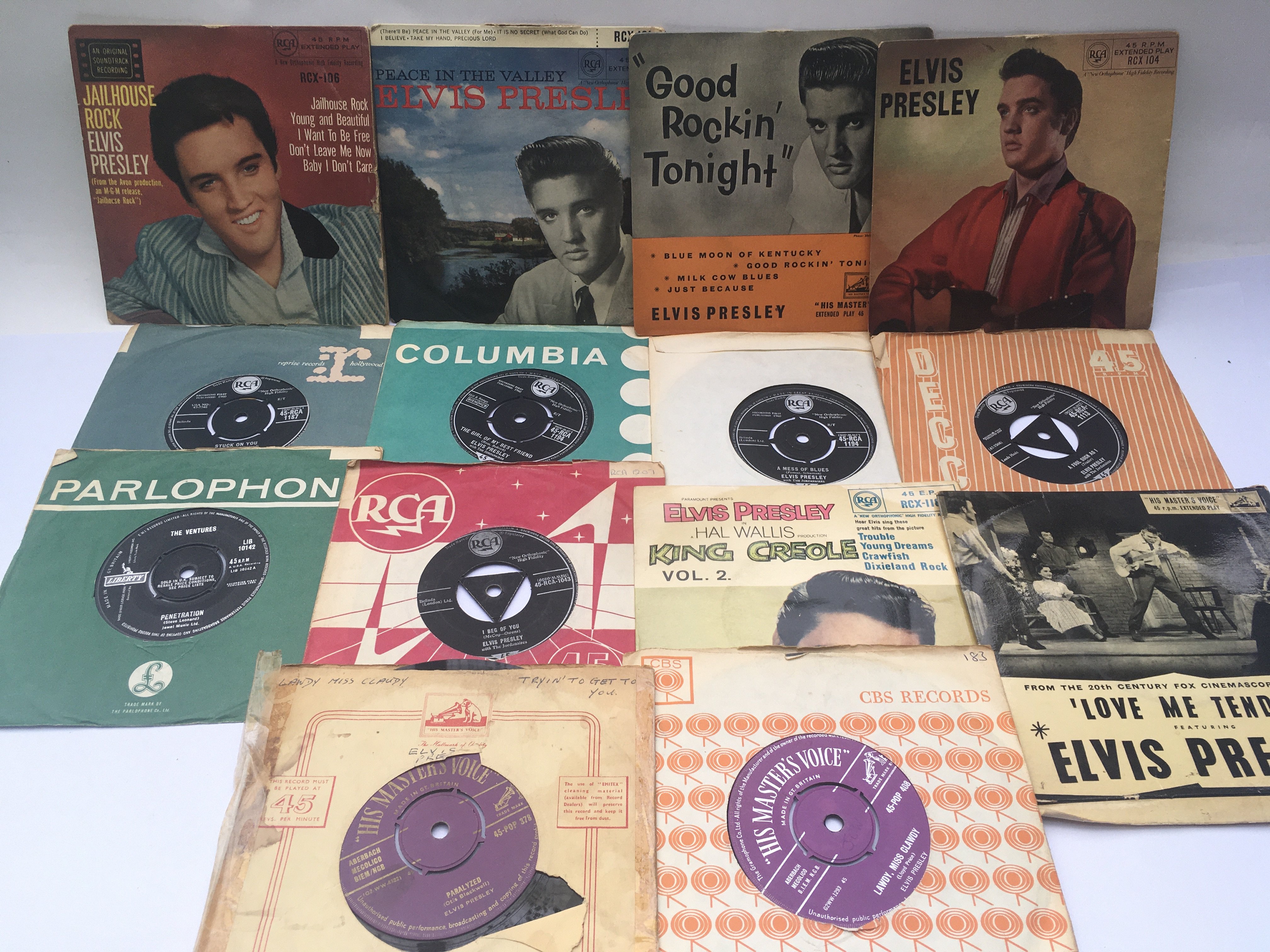 A collection of Elvis Presley 7inch singles and EP