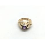 A 9ct gold ring set with an amethyst, approx 4.6g