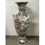 A large impressive satsuma vase with slight damage