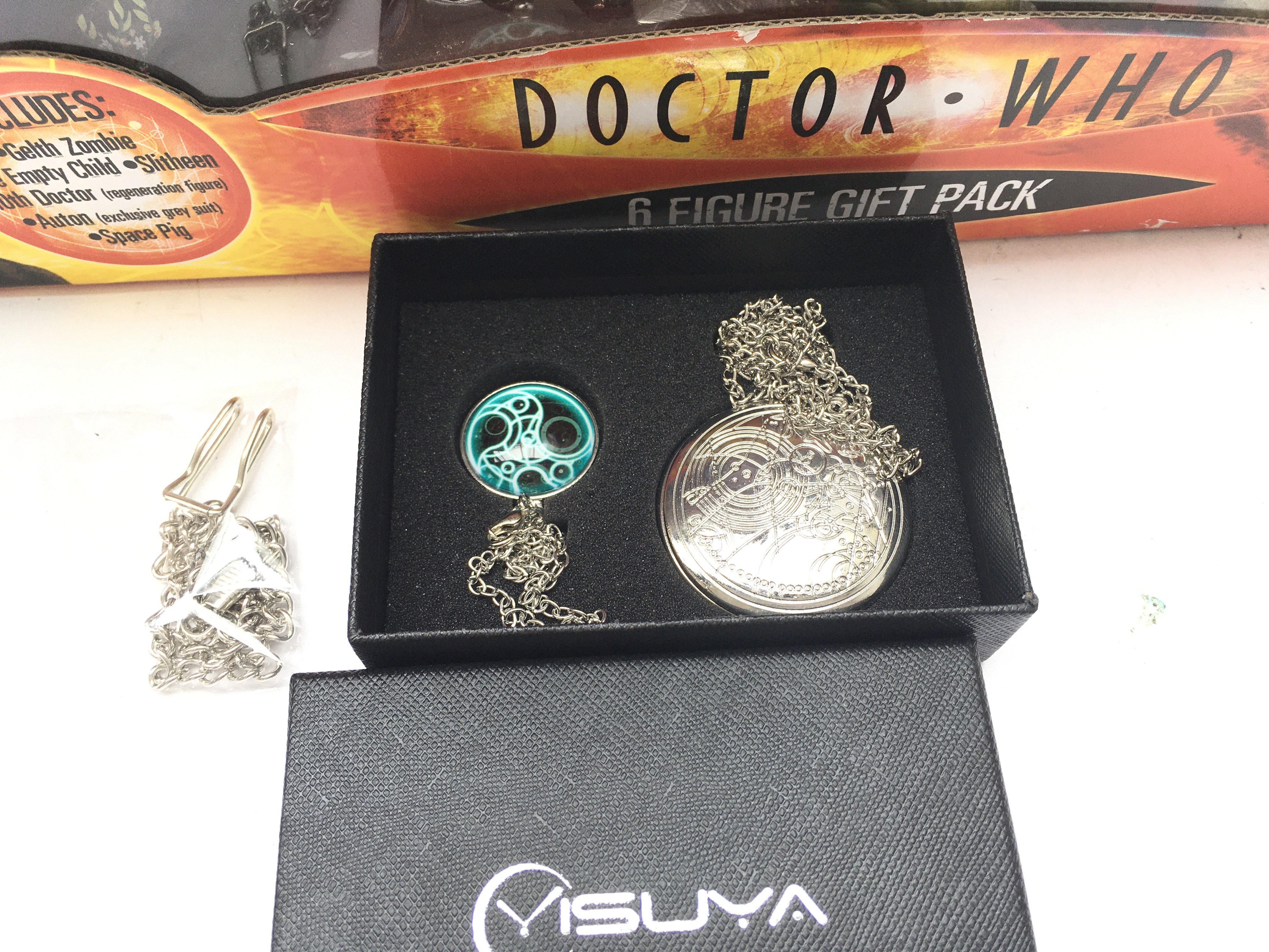 A Doctor Who Yisua Pocket Watch. A 6 Figure Gift P