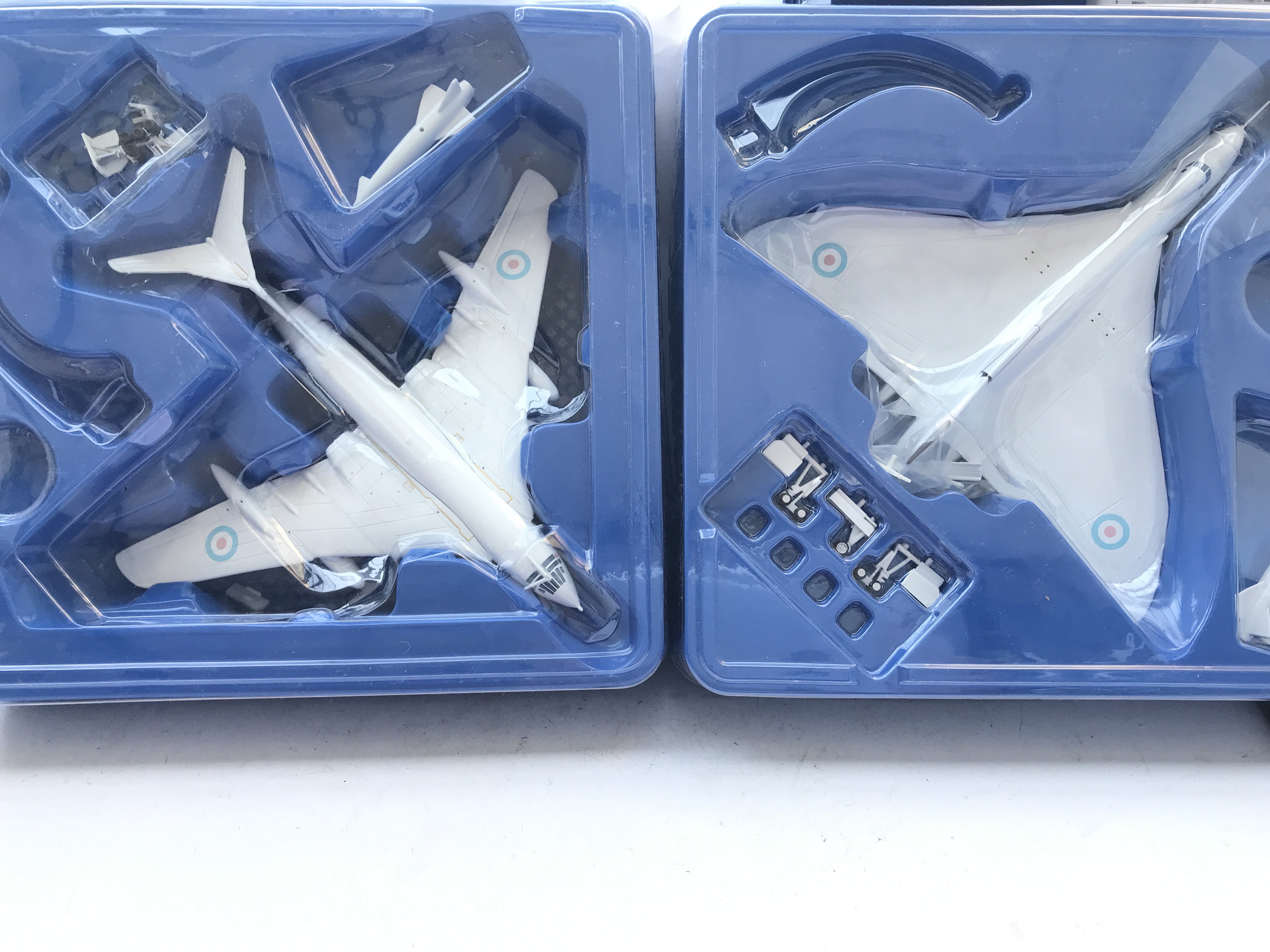 2 X Boxed Corgi Aircraft....A Vulcan Bomber and a