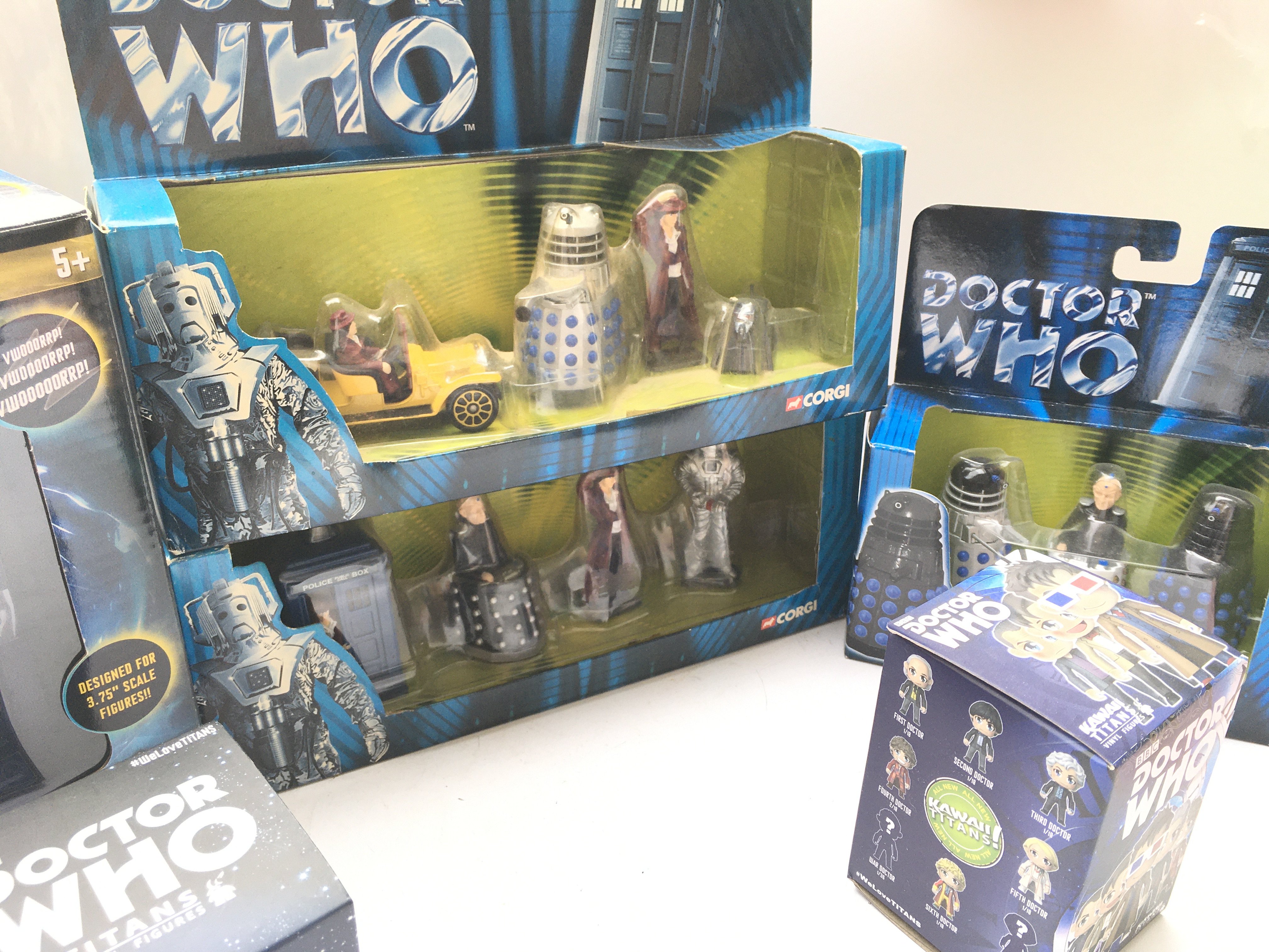 A Collection of Doctor Who Collectables including - Image 3 of 4