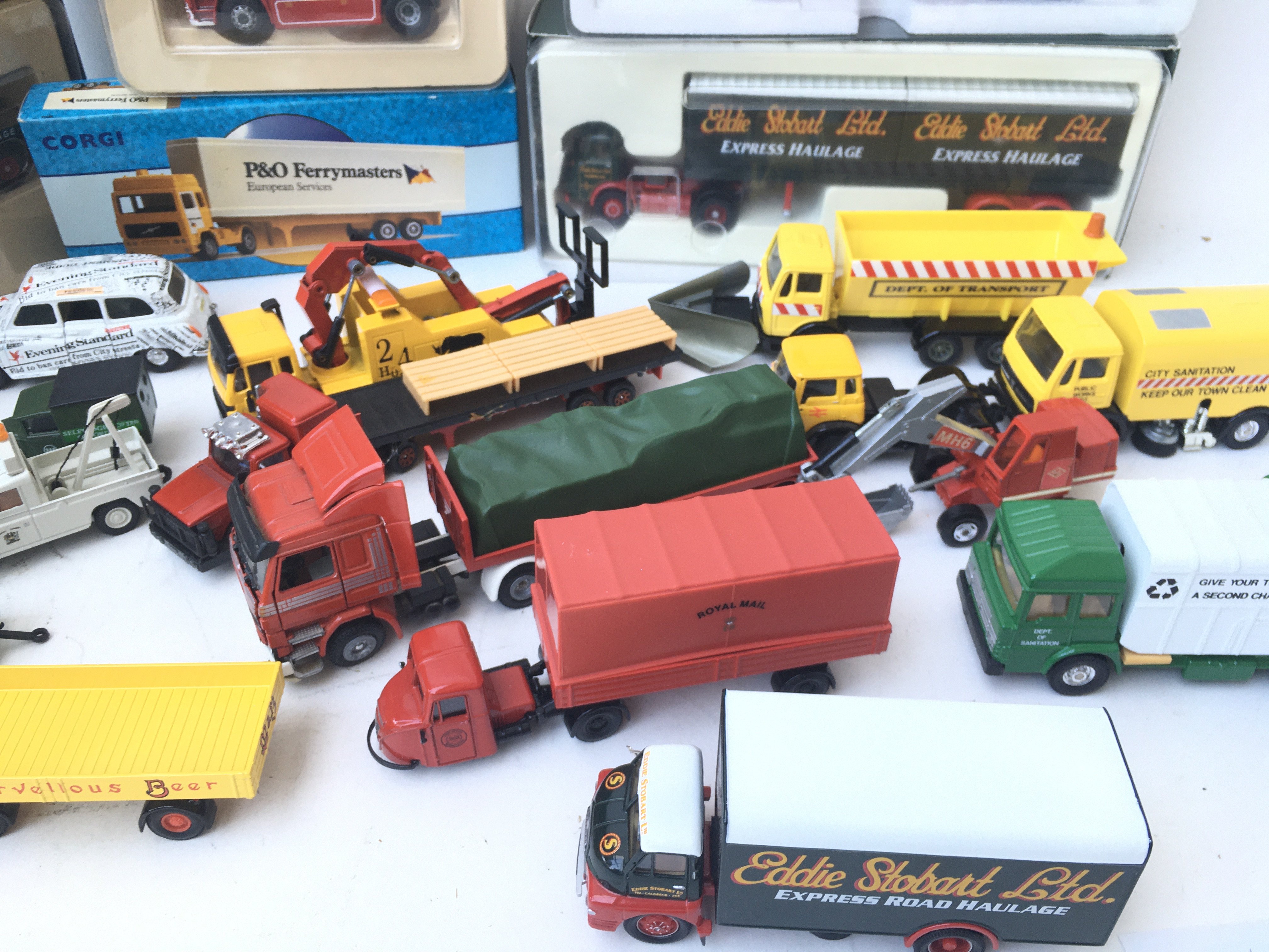 A Collection of Corgi Classics etc some boxed. - Image 2 of 6