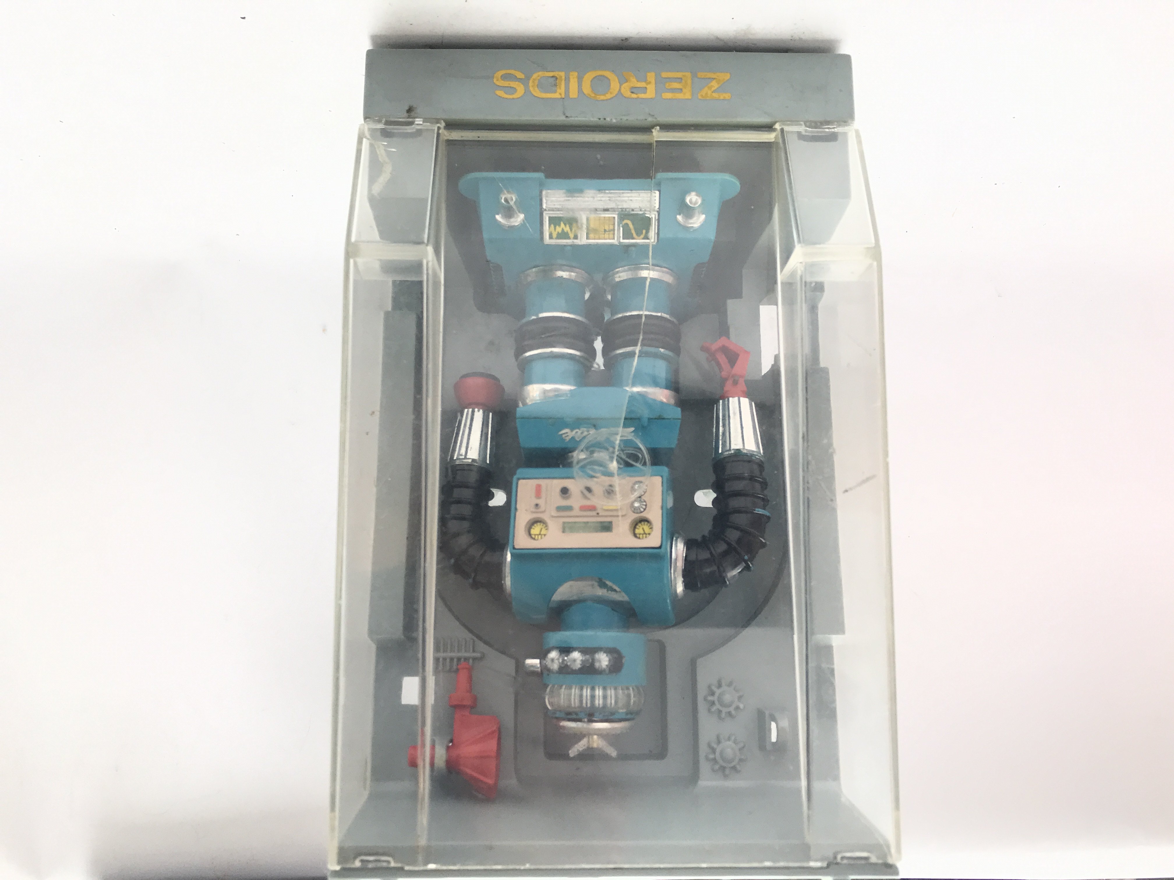 A Boxed Zeroid Zerok. (Box Has a Crack at front).