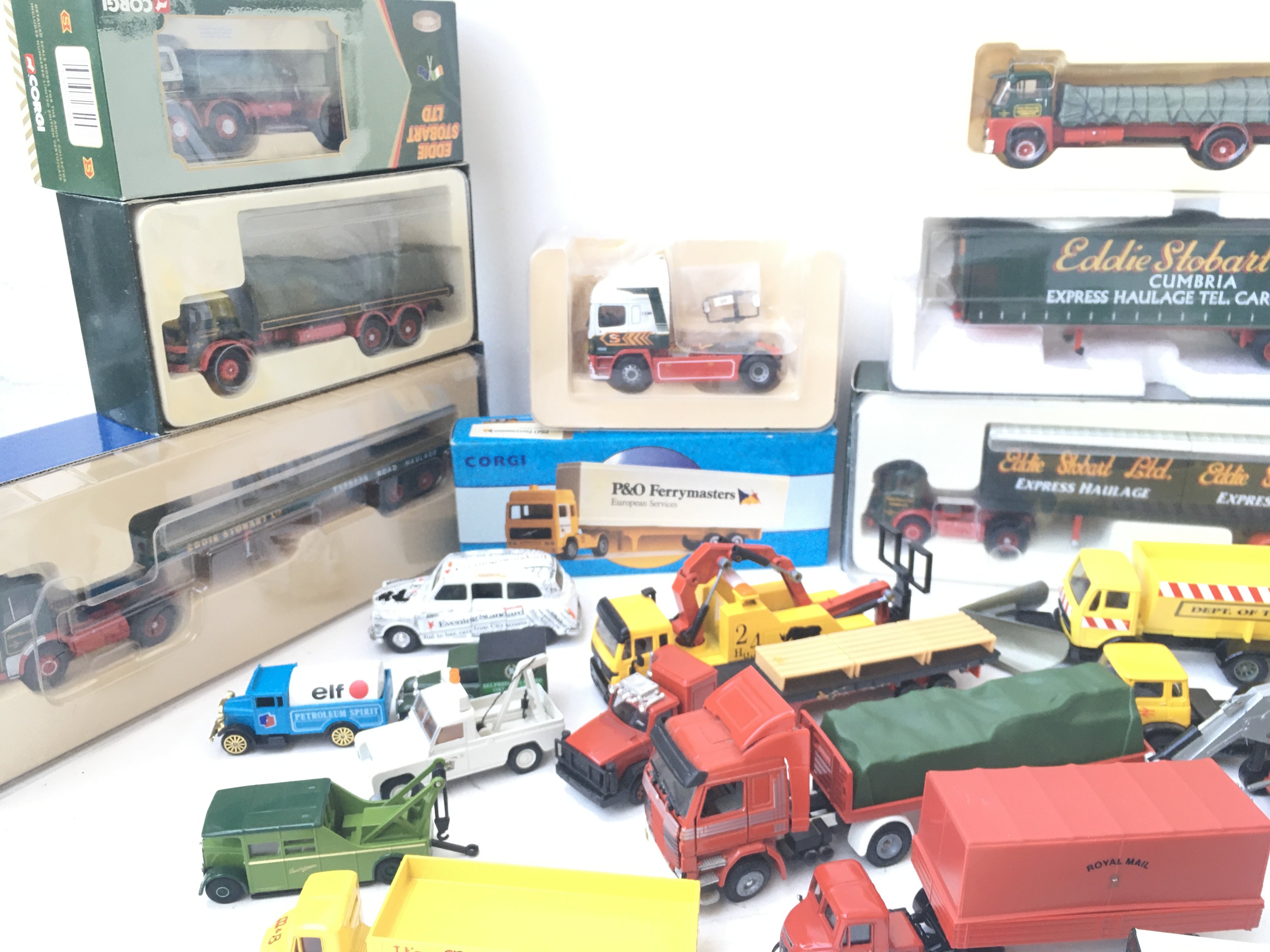 A Collection of Corgi Classics etc some boxed. - Image 3 of 6