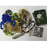 A collection of costume jewellery - NO RESERVE