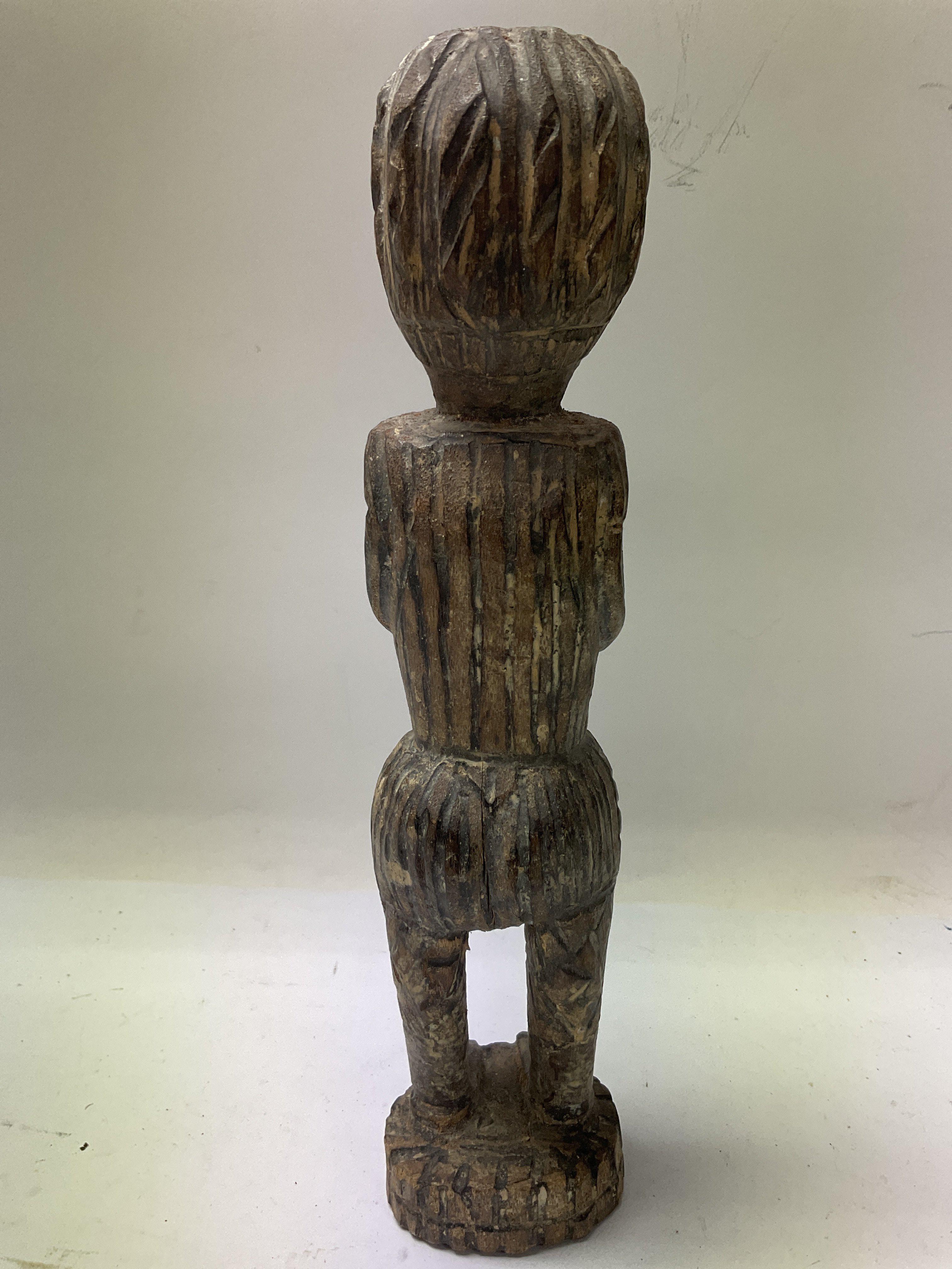 A small tribal African figure possibly Lega Tribe, west Africa - NO RESERVE - Image 2 of 2