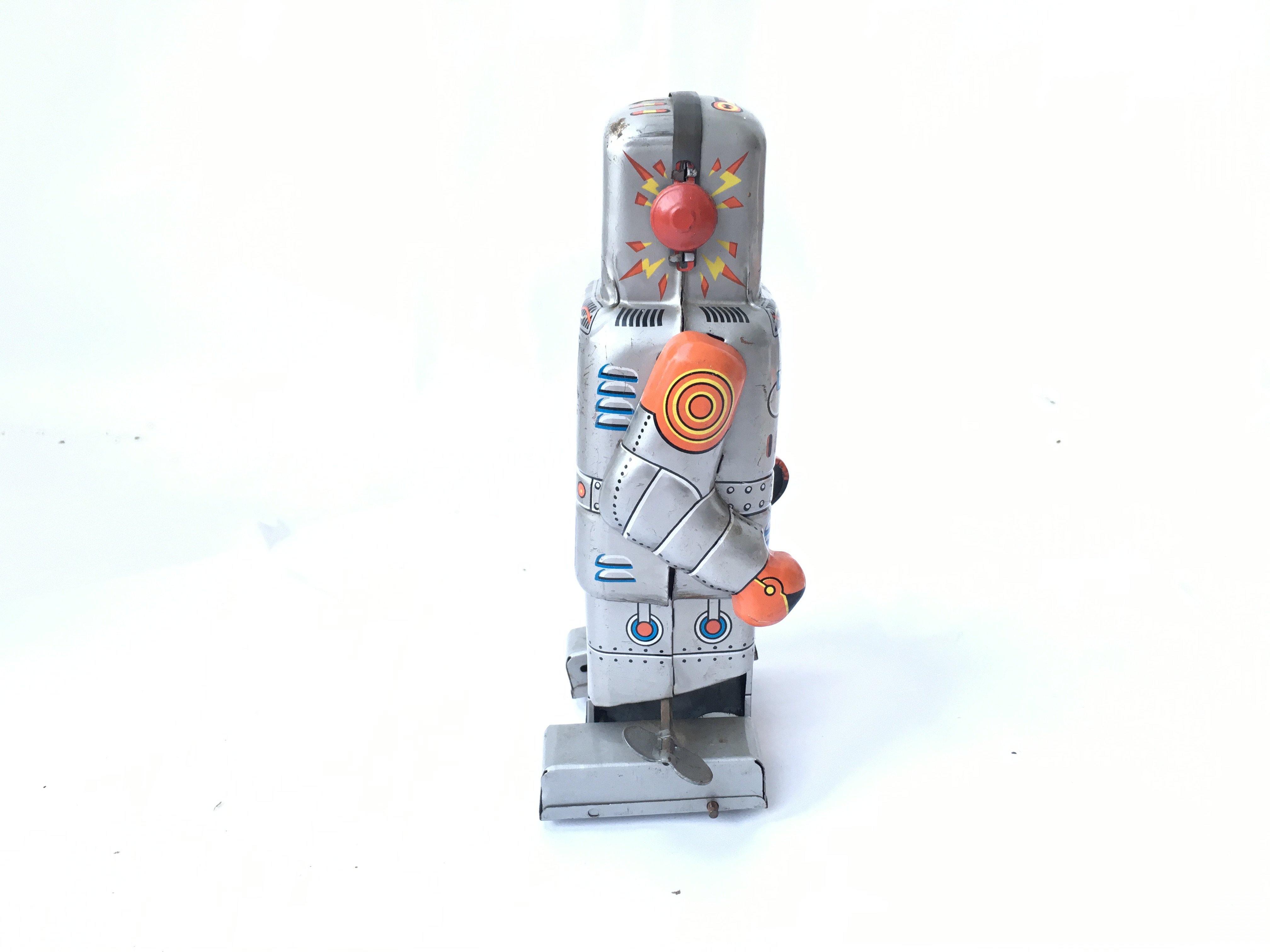 A Japanese tin plate wind up robot. - Image 4 of 4