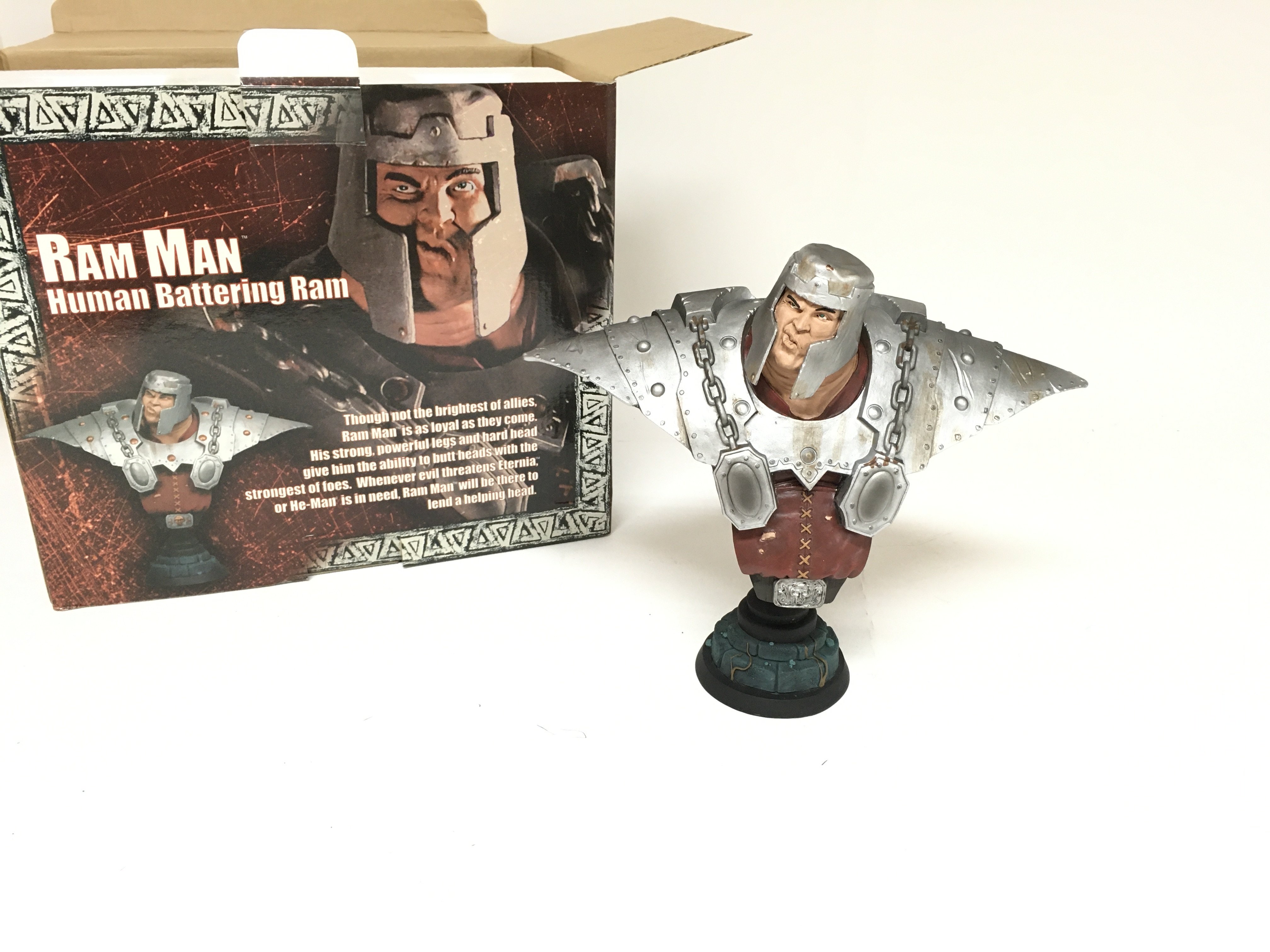 Ram man masters of the universe resin bust. 2347 o