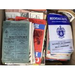 60s + 70s Football Programmes: Varied teams with quite a few Arsenal. Around 400 programmes in mixed